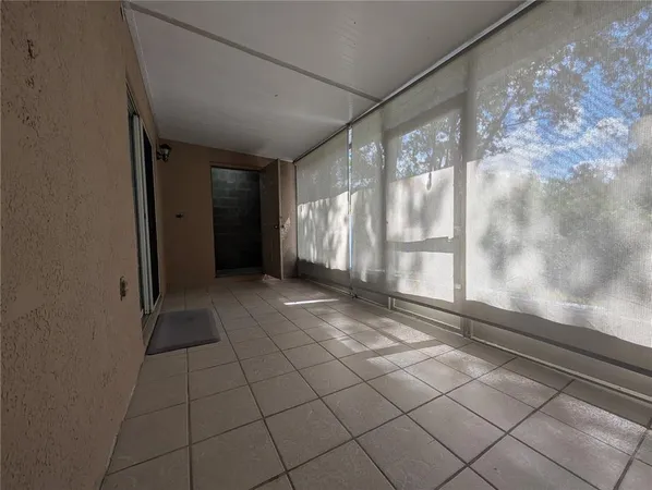 $2,400 | 4321 Deermont Circle, Tampa, FL 33624