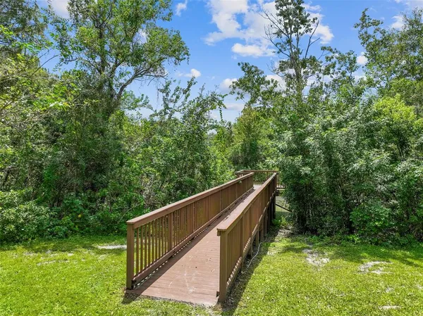 $2,400 | 4321 Deermont Circle, Tampa, FL 33624