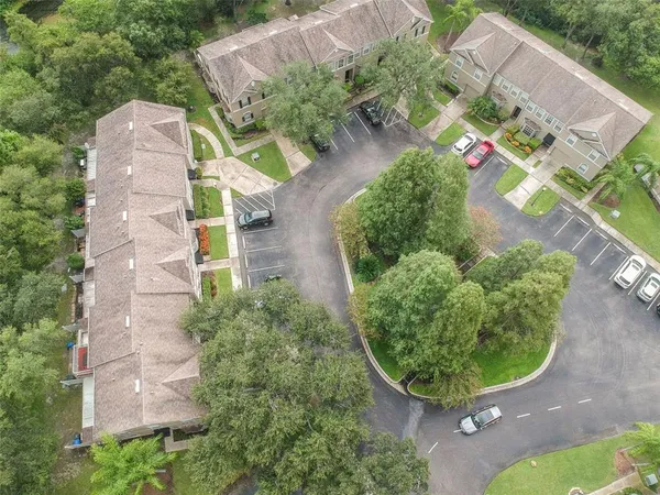 $2,400 | 4321 Deermont Circle, Tampa, FL 33624