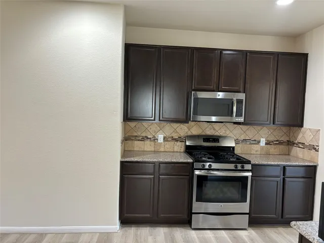 $2,450 | 15019 Darby Retreat Lane, Cypress, TX 77433