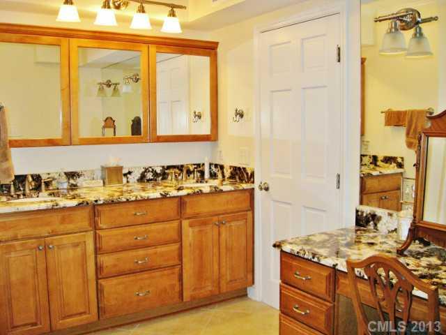 19000 Davidson-Concord Road Davidson, NC 28036 - Photo 13 of 16 Gallery Image 13