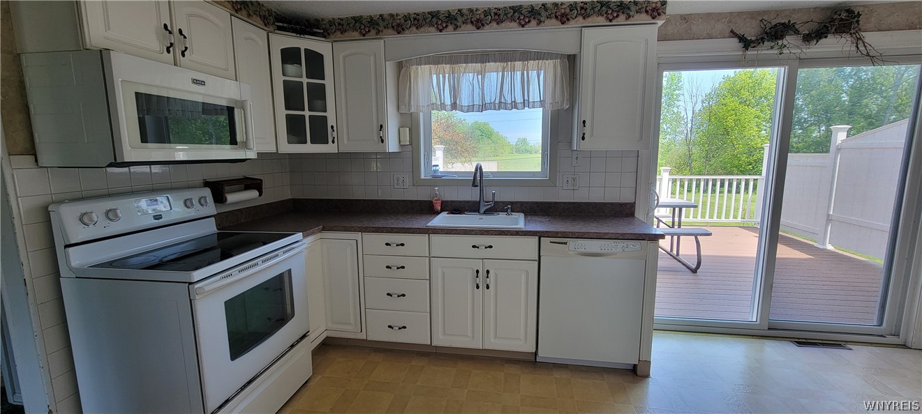 7053 Old English Road Lockport Town, NY 14094 - Photo 6 of 40