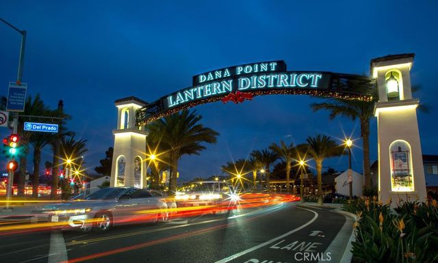 an ocean view with sitting space