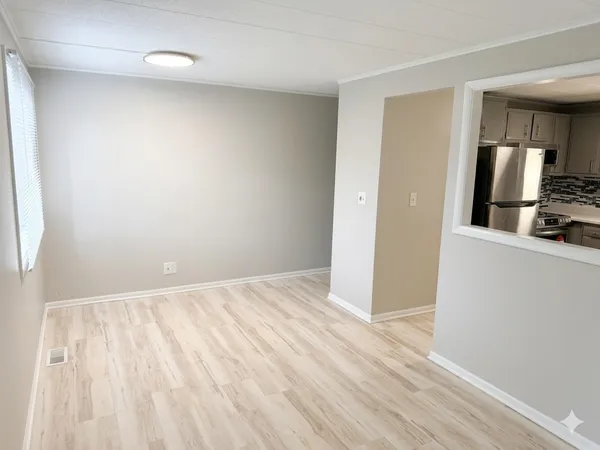 $1,700 | 1104 Mercury Drive, Unit 1B, Schaumburg, IL 60193