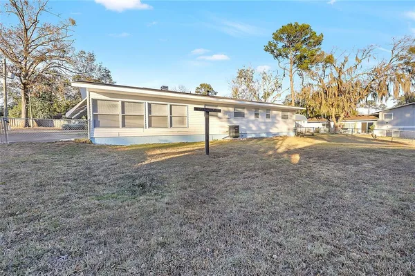 $269,000 | 3418 Southeast 13th Place, Ocala, FL 34471