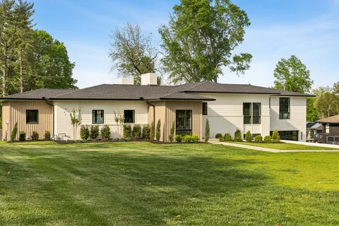 $3,200,000 | 103 Walnut Drive, Hendersonville, TN 37075