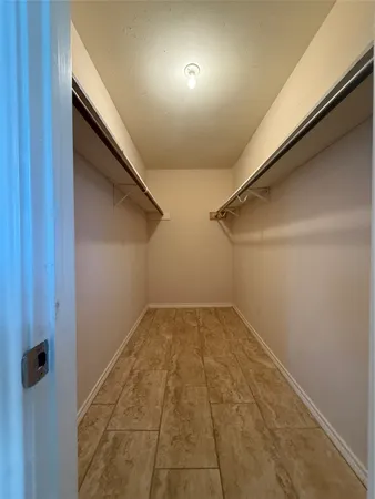 $1,950 | 4327 Townes Forest Road, Friendswood, TX 77546
