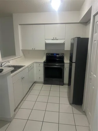 $2,150 | 11050 Southwest 196th Street, Unit 113, Cutler Bay, FL 33157