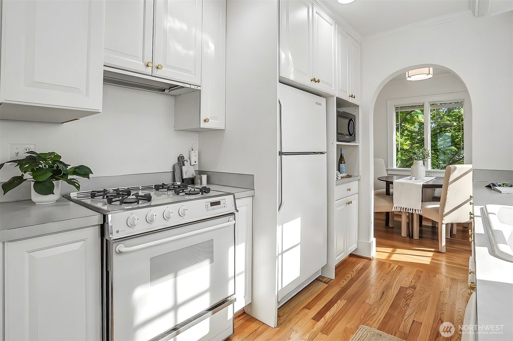 338 Northwest 79th Street Seattle, WA 98117 - Photo 16 of 33