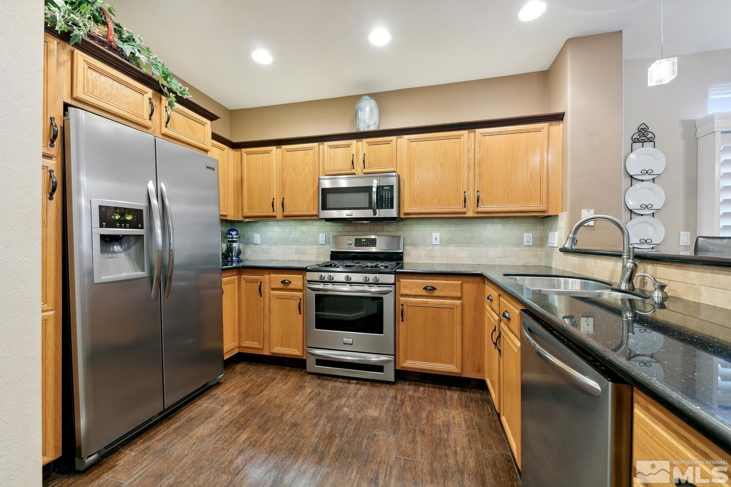 740 Caughlin Glen Reno, NV 89519 - Photo 11 of 35 Photo 11
