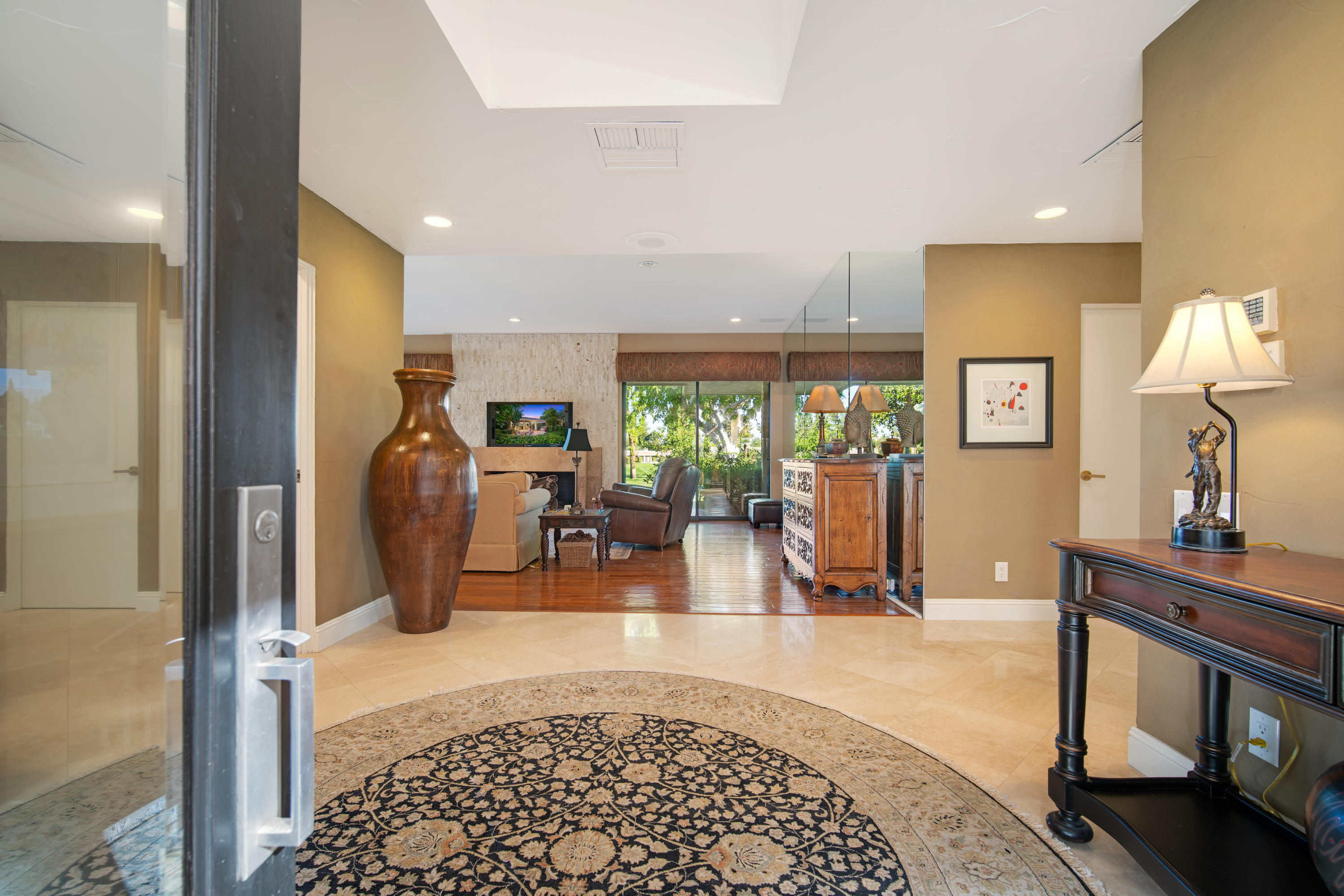4 Exeter Court Rancho Mirage, CA 92270 - Photo 3 of 45 4 Exeter (25 of 49)