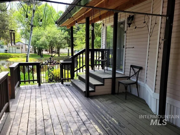 $239,900 | 21 E Street, Cascade, ID 83611