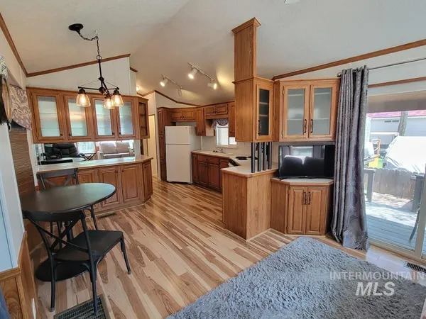 $239,900 | 21 E Street, Cascade, ID 83611