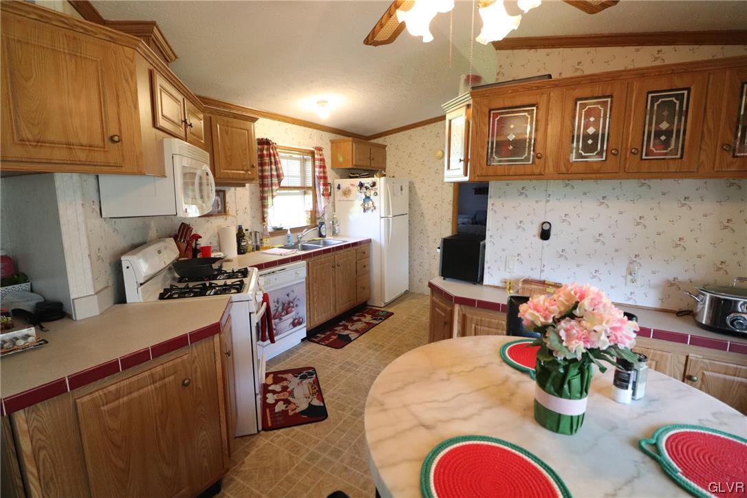 35 Hillside Place, Unit LOT 35 Kunkletown, PA 18058 - Photo 9 of 35 Gallery Image 9