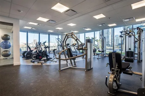 $1,475,000 | 3130 North Harwood Street, Unit 801, Dallas, TX 75201