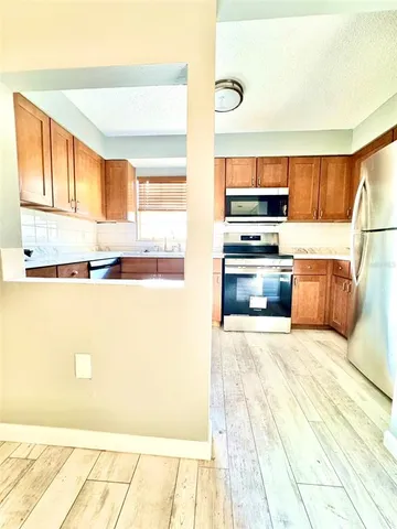 $1,800 | 14412 Reuter Strasse Circle, Unit 213, Tampa, FL 33613