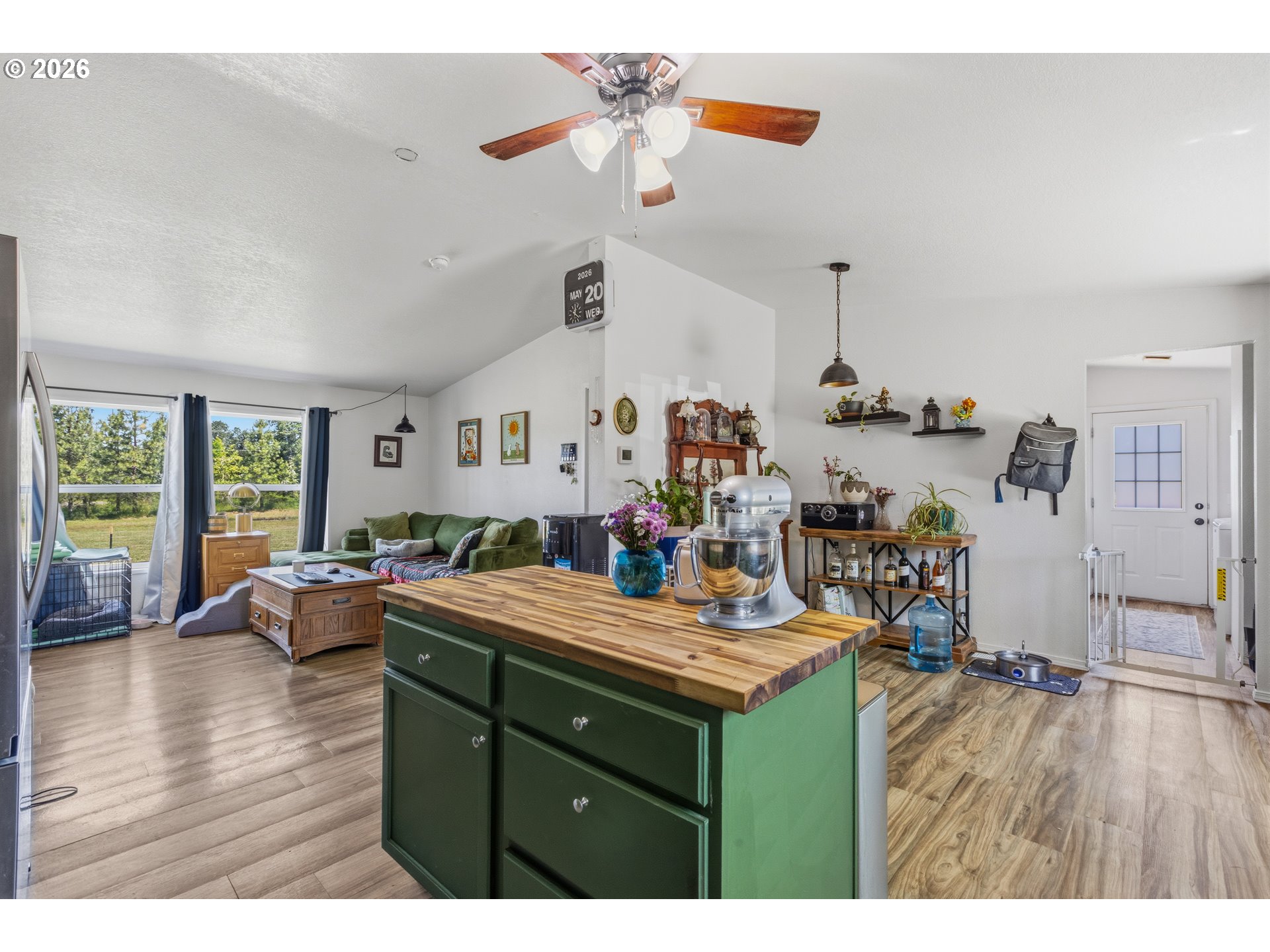 6107 Nonpareil Road Sutherlin, OR 97479 - Photo 10 of 42