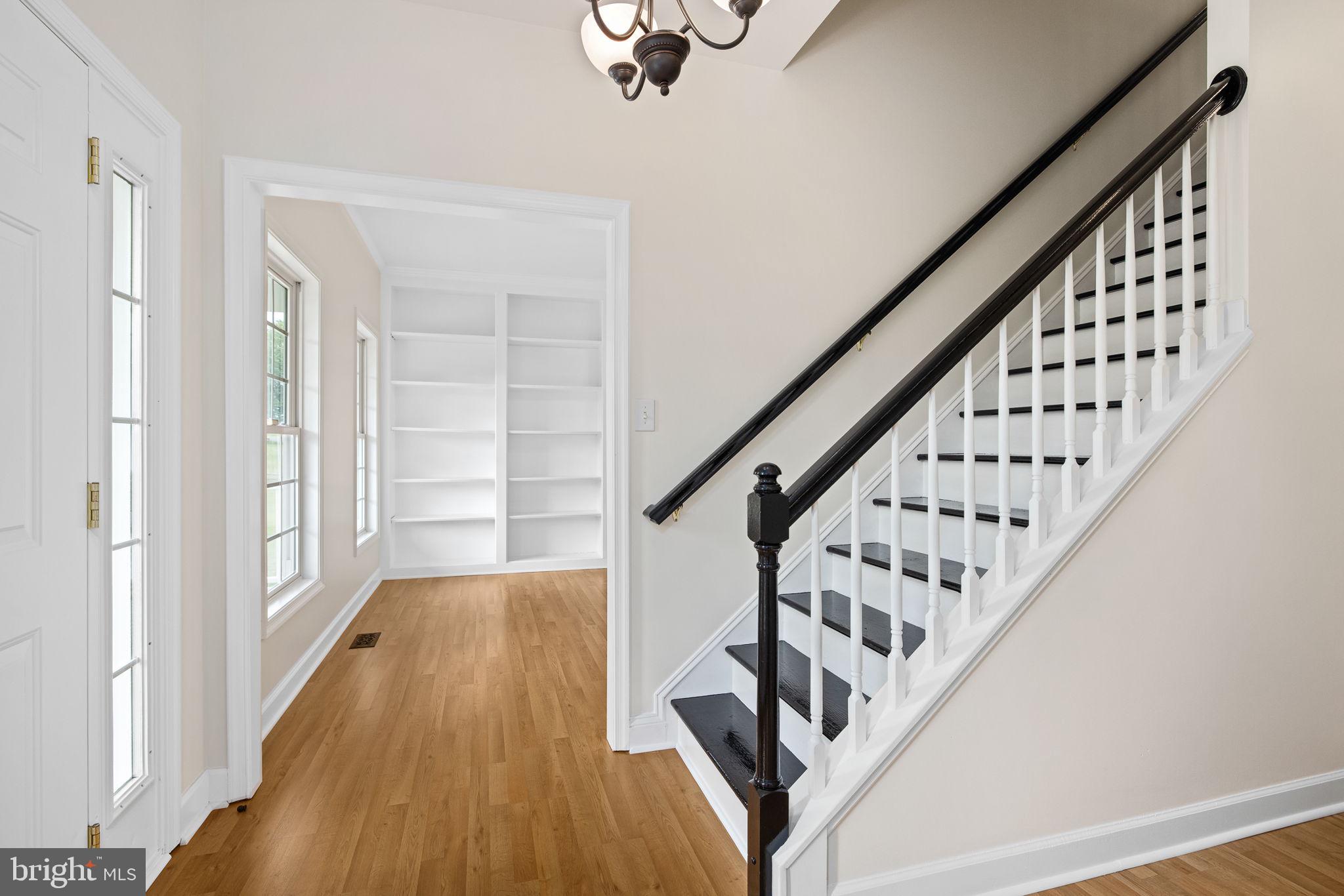 23 Richmond Road Castleton, VA 22716 - Photo 21 of 75 Entryway