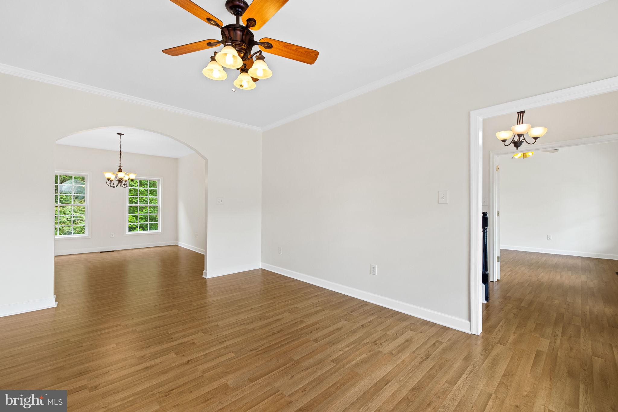 23 Richmond Road Castleton, VA 22716 - Photo 23 of 75 Living Room