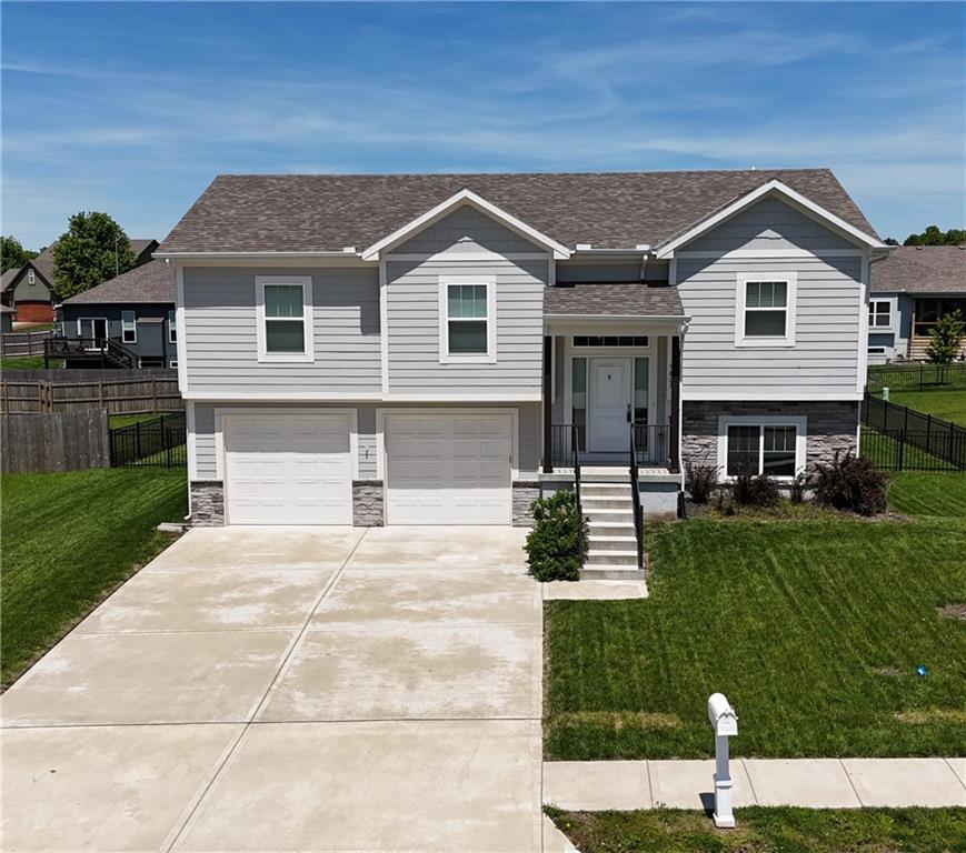 1807 Alpine Drive Pleasant Hill, MO 64080 - Photo 2 of 62
