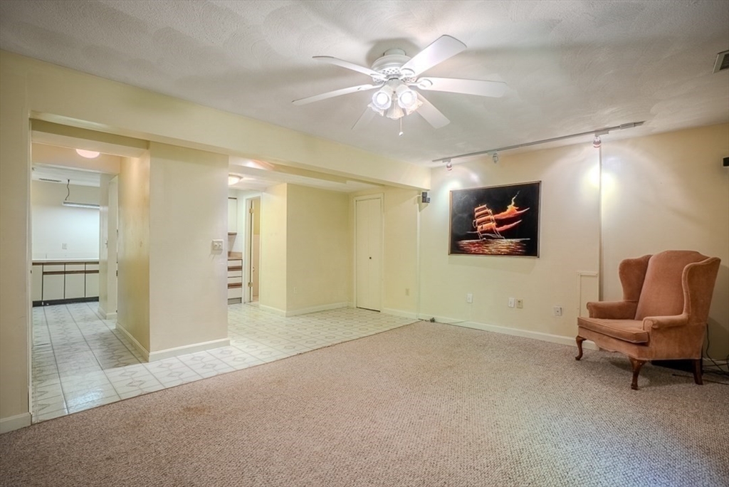 4105 Woodbridge Road, Unit 4105 Peabody, MA 01960 - Photo 26 of 39