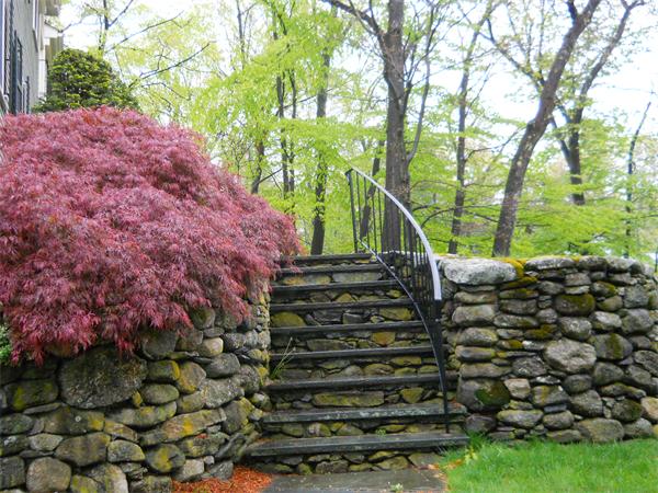 16 Blake Road Lexington, MA 02420 - Photo 2 of 28