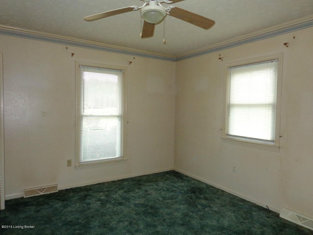 1333 Old Boston Road Lebanon Junction, KY 40150 - Photo 5 of 13 Old Boston Bed 1