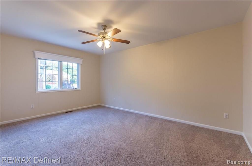950 Ridgeline Court Lake Orion, MI 48360 - Photo 39 of 48
