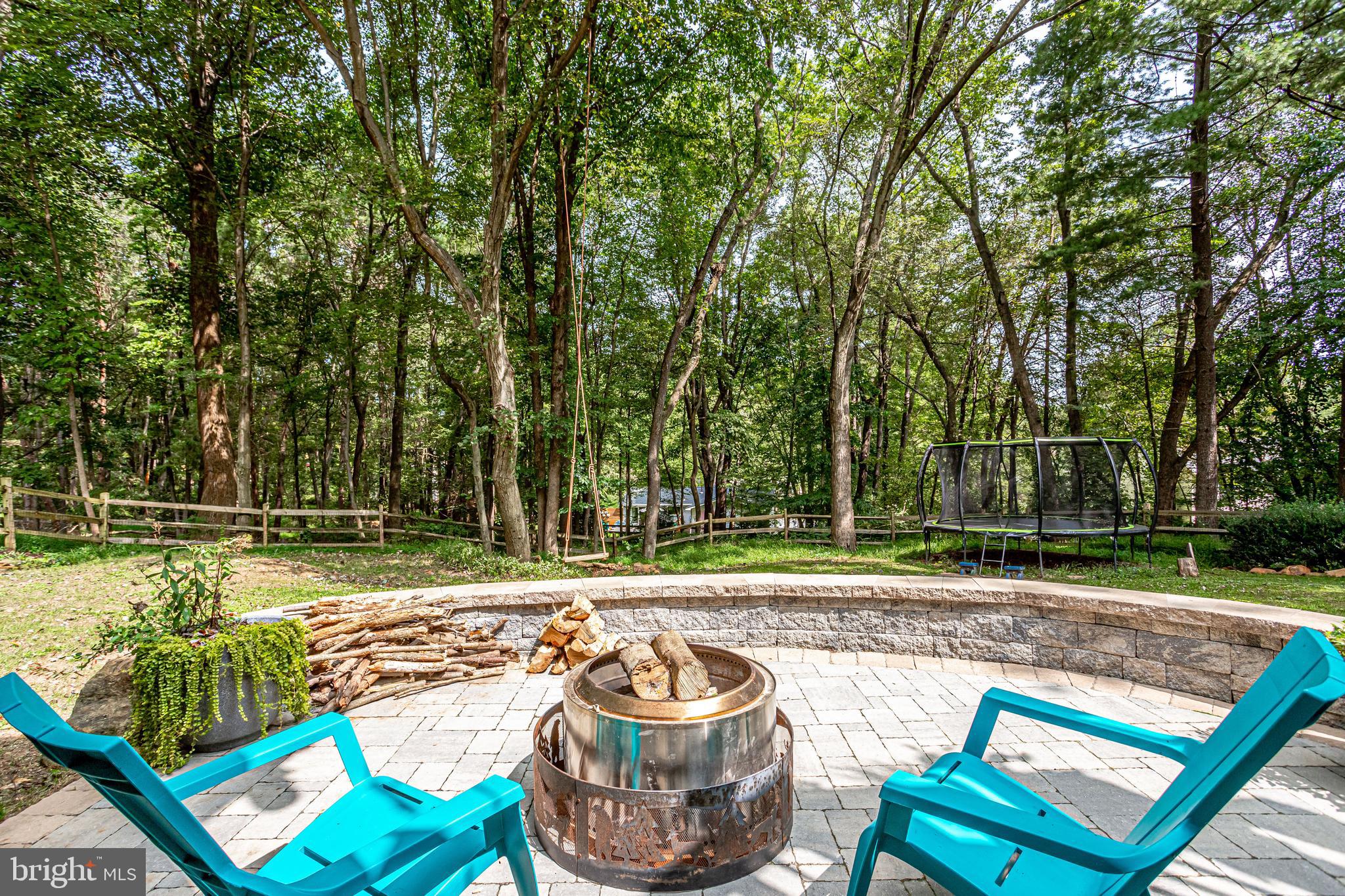 1821 Post Oak Trail Reston, VA 20191 - Photo 11 of 47