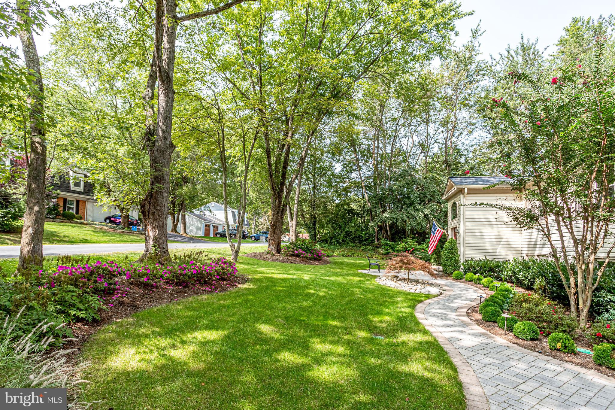1821 Post Oak Trail Reston, VA 20191 - Photo 3 of 47