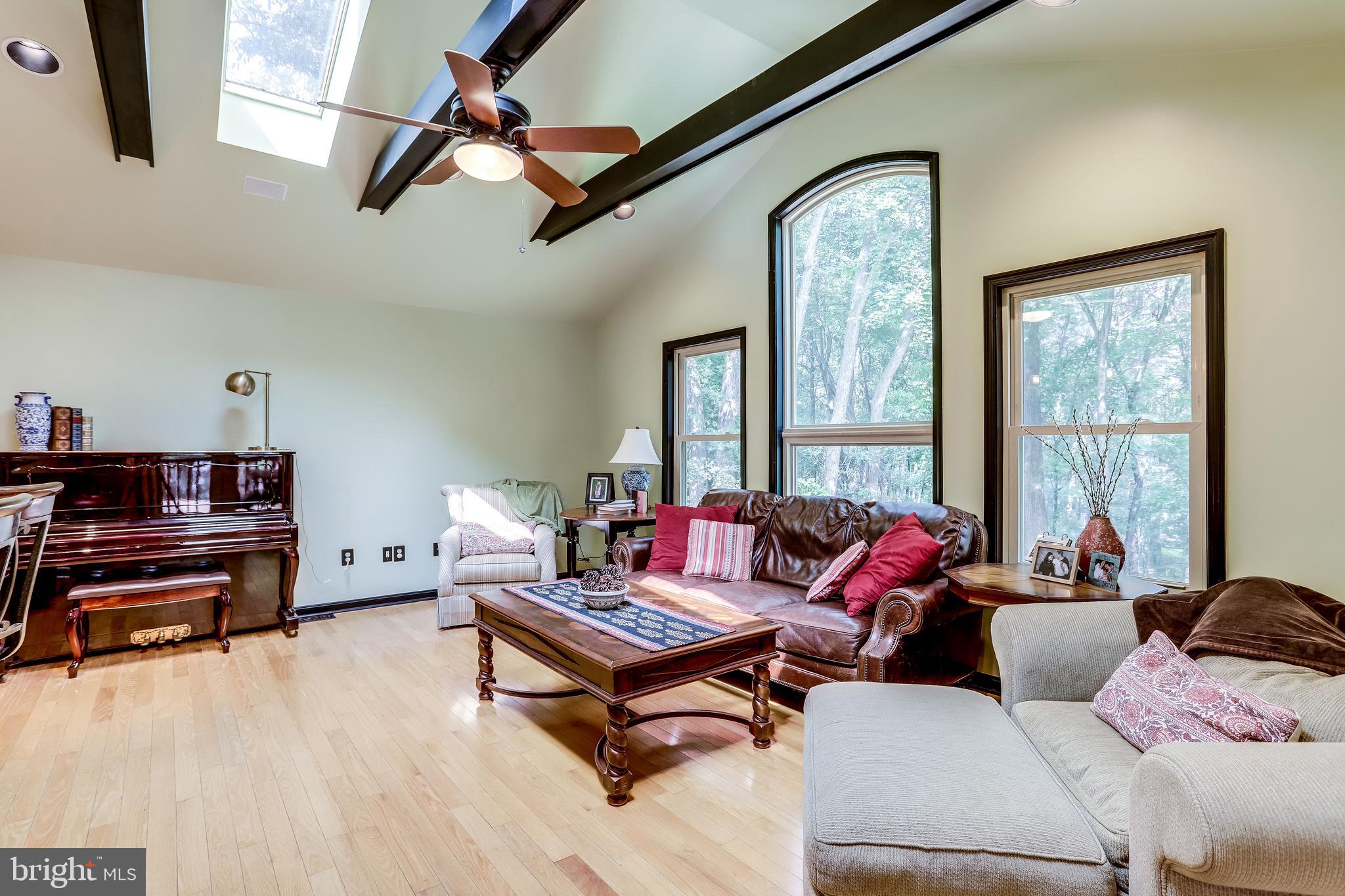 1821 Post Oak Trail Reston, VA 20191 - Photo 27 of 47