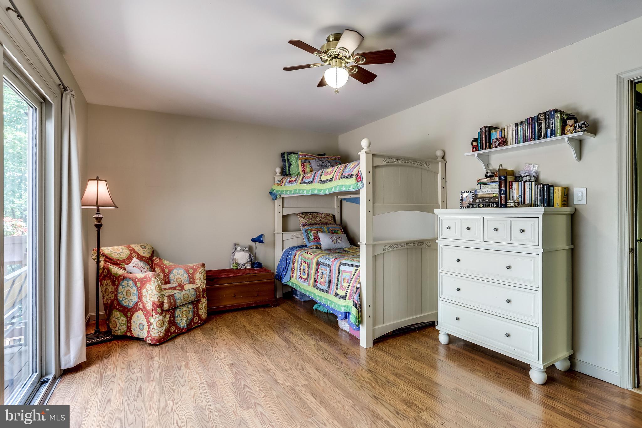 1821 Post Oak Trail Reston, VA 20191 - Photo 31 of 47