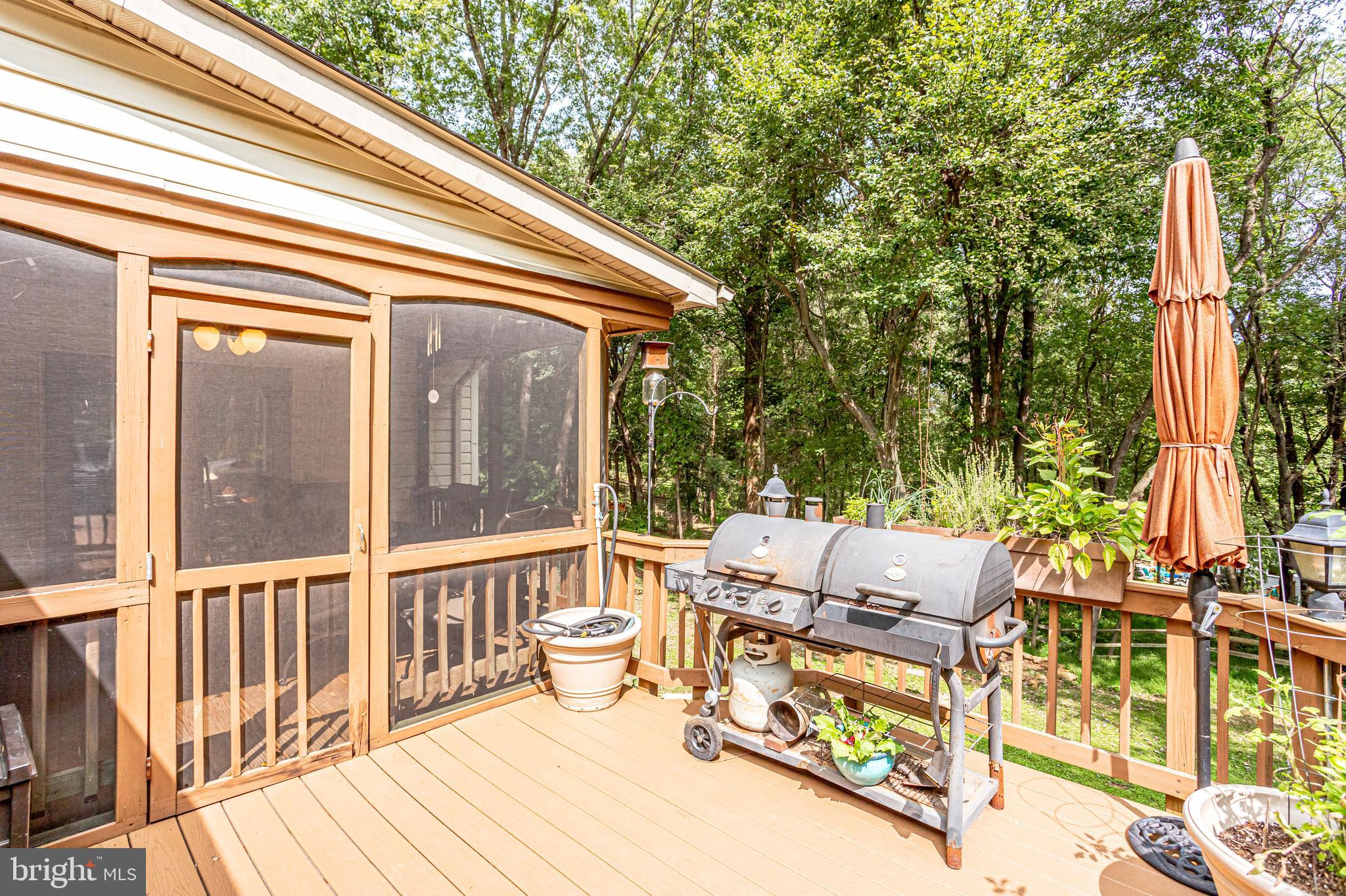 1821 Post Oak Trail Reston, VA 20191 - Photo 8 of 47