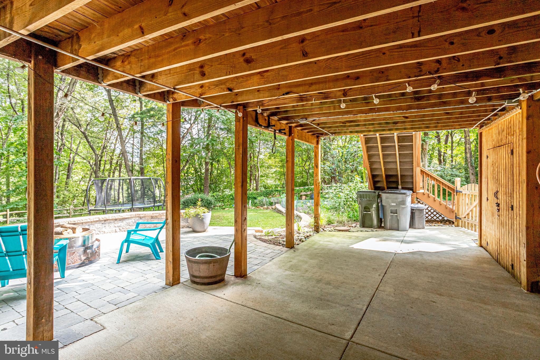 1821 Post Oak Trail Reston, VA 20191 - Photo 10 of 47