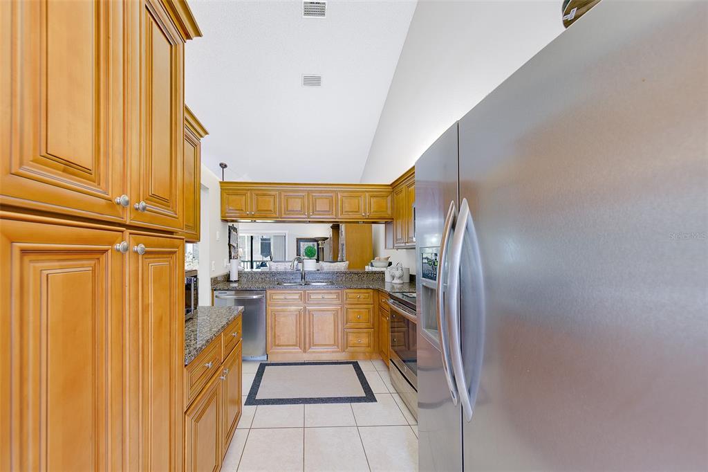 1801 East Lake Road South, Unit 20G Palm Harbor, FL 34685 - Photo 9 of 51