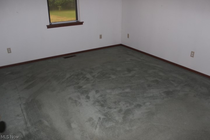 754 Warner Road Brookfield, OH 44403 - Photo 13 of 13 Gallery Image 13