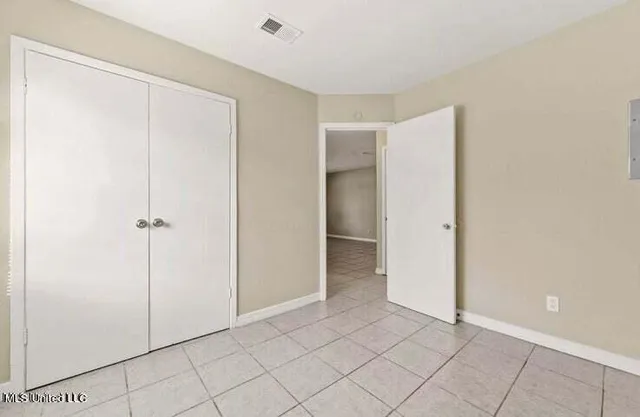 $950 | 1015 Park Row Avenue, Unit 12, Long Beach, MS 39560