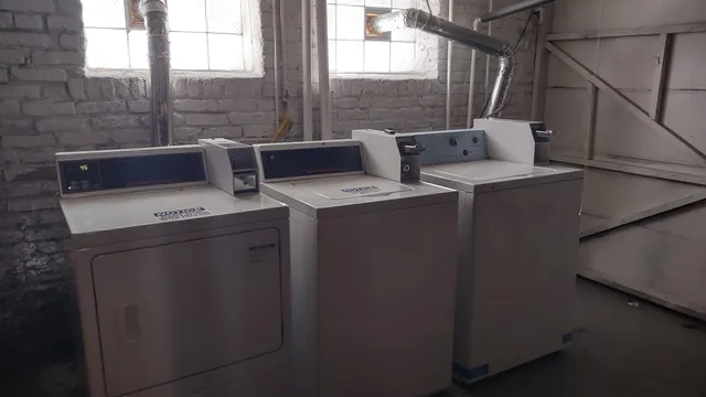 $1,850 | 3038 North Farwell Avenue, Milwaukee, WI 53211