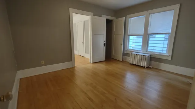 $1,850 | 3038 North Farwell Avenue, Milwaukee, WI 53211