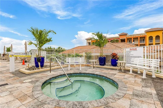 a house view with a outdoor space