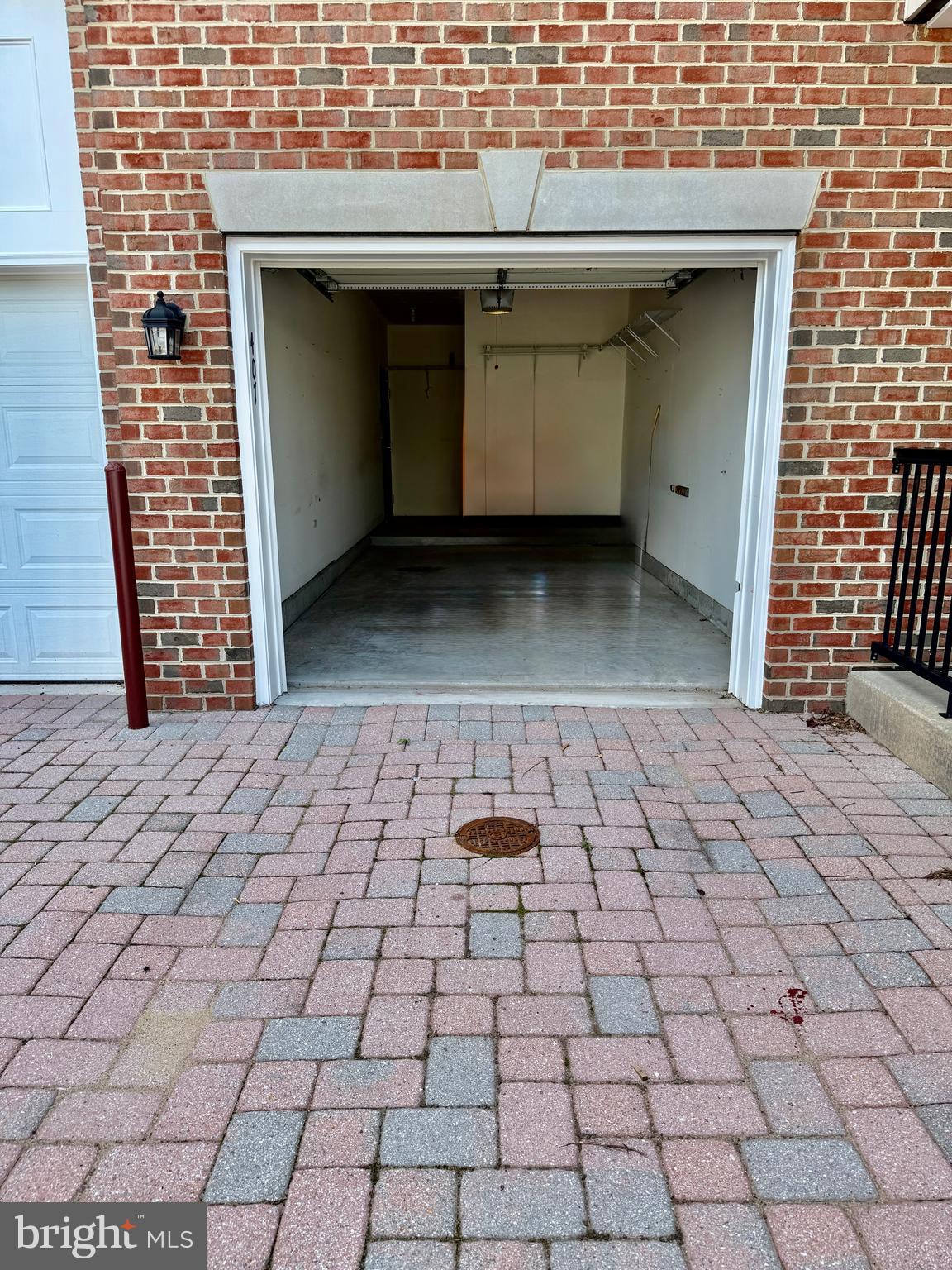 7315 Brookview Road, Unit 407 Elkridge, MD 21075 - Photo 29 of 33 a view of a entryway
