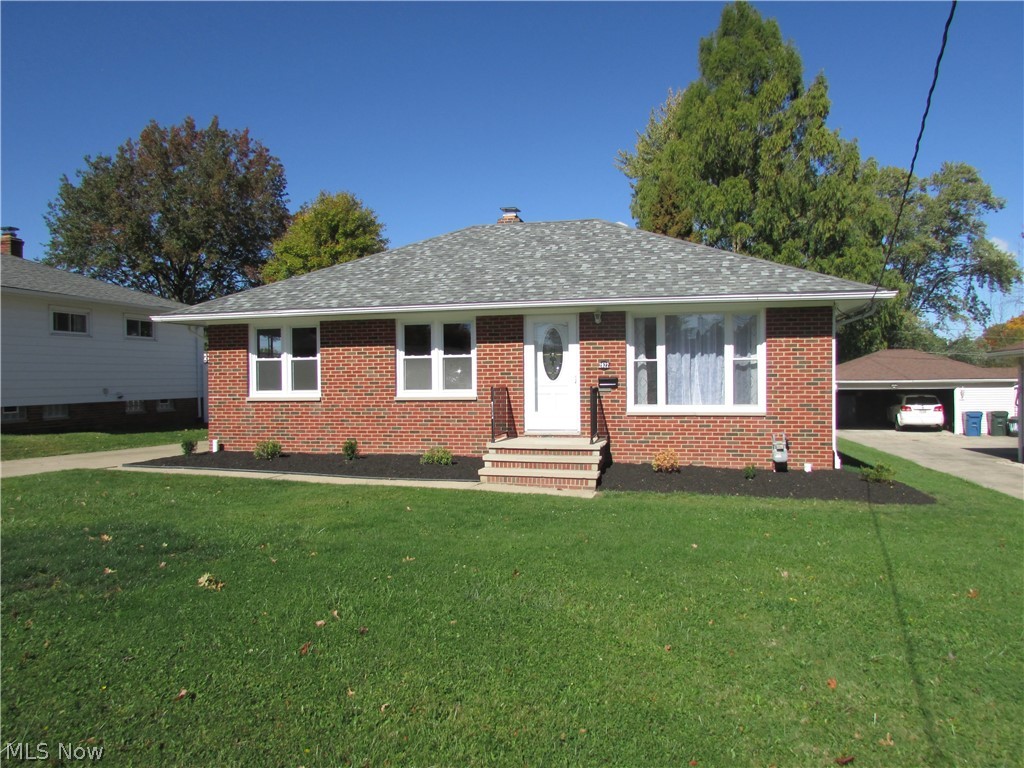 2822 Dentzler Road Parma, OH 44134 - Photo 1 of 21 Gallery Image 1