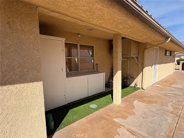 $410,000 | 14695 Greenbriar Drive, Helendale, CA 92342