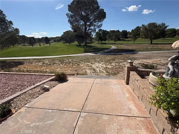 $410,000 | 14695 Greenbriar Drive, Helendale, CA 92342