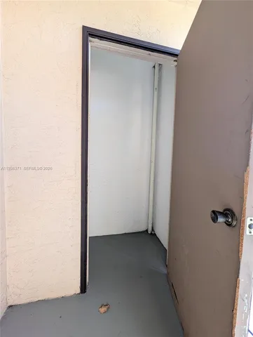 $1,600 | 4521 West McNab Road, Unit 21, Pompano Beach, FL 33069