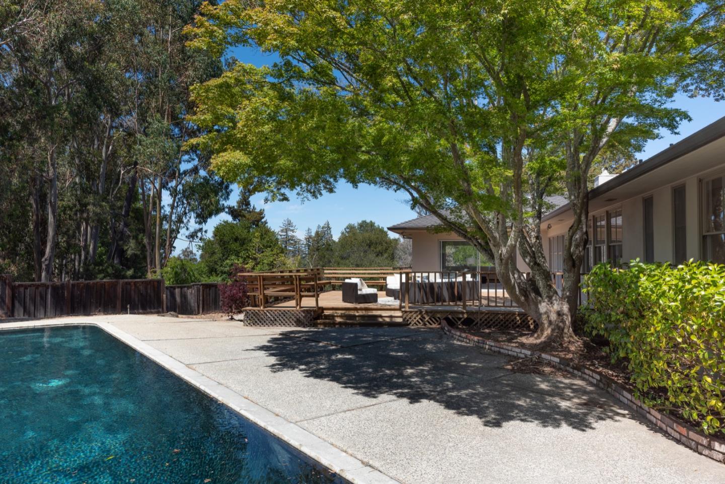 860 Longview Road Hillsborough, CA 94010 - Photo 36 of 42 a view of a yard with plants and trees