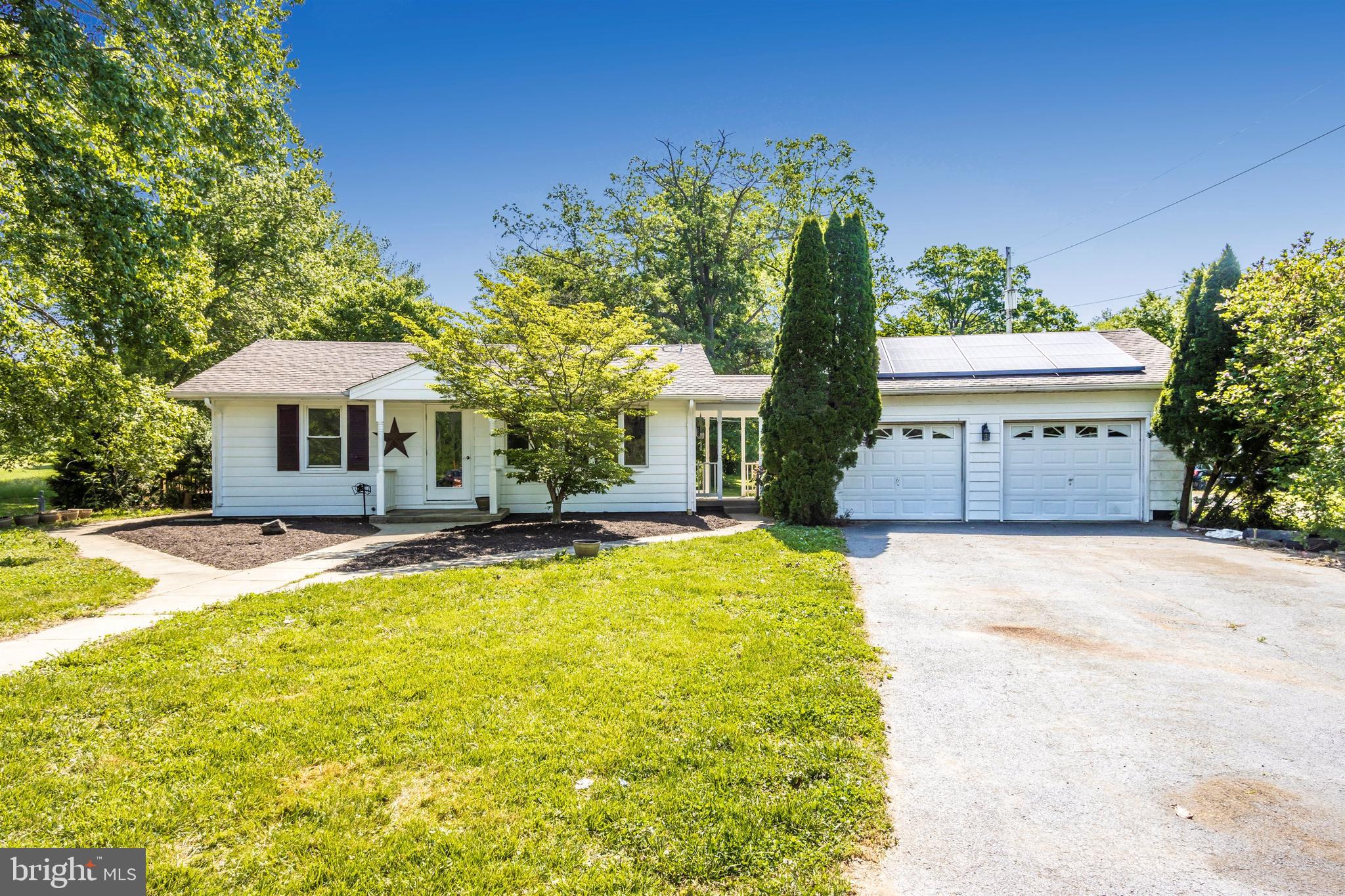 20231 Bucklodge Road Boyds, MD 20841 - Photo 1 of 64