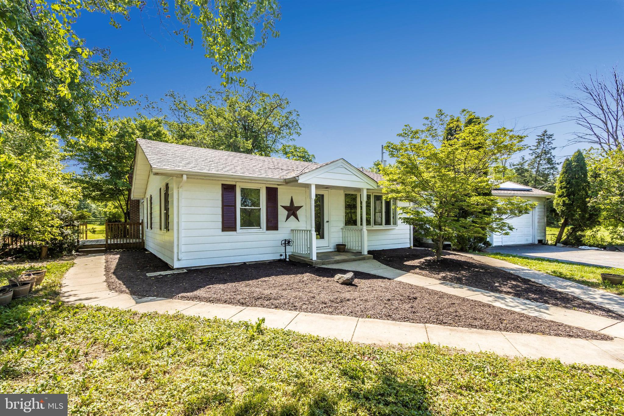 20231 Bucklodge Road Boyds, MD 20841 - Photo 7 of 64