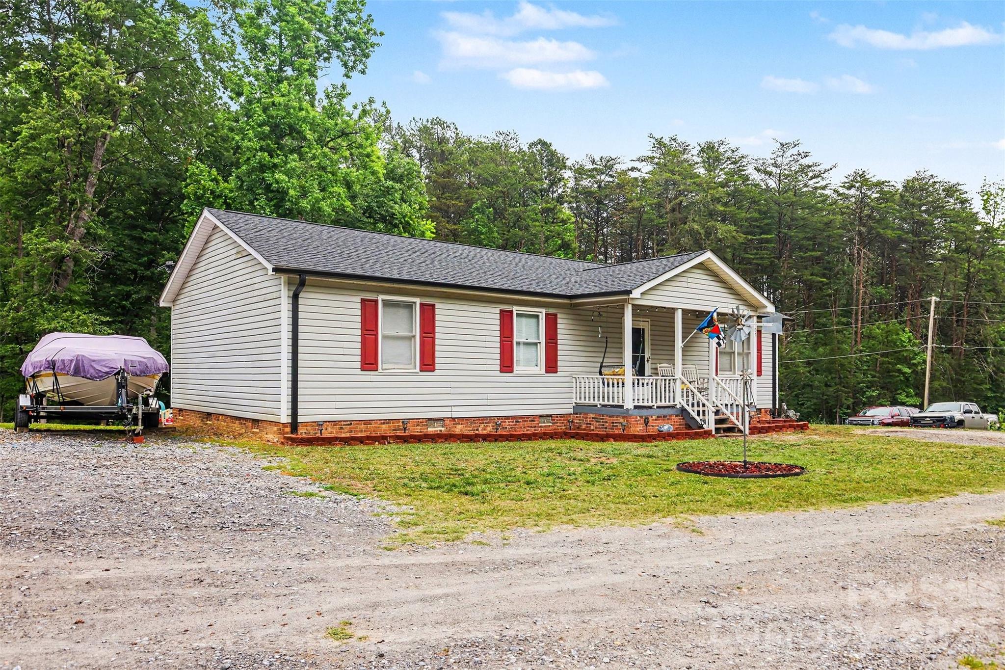 307 Will Hall Road Kings Mountain, NC 28086 - Photo 3 of 28