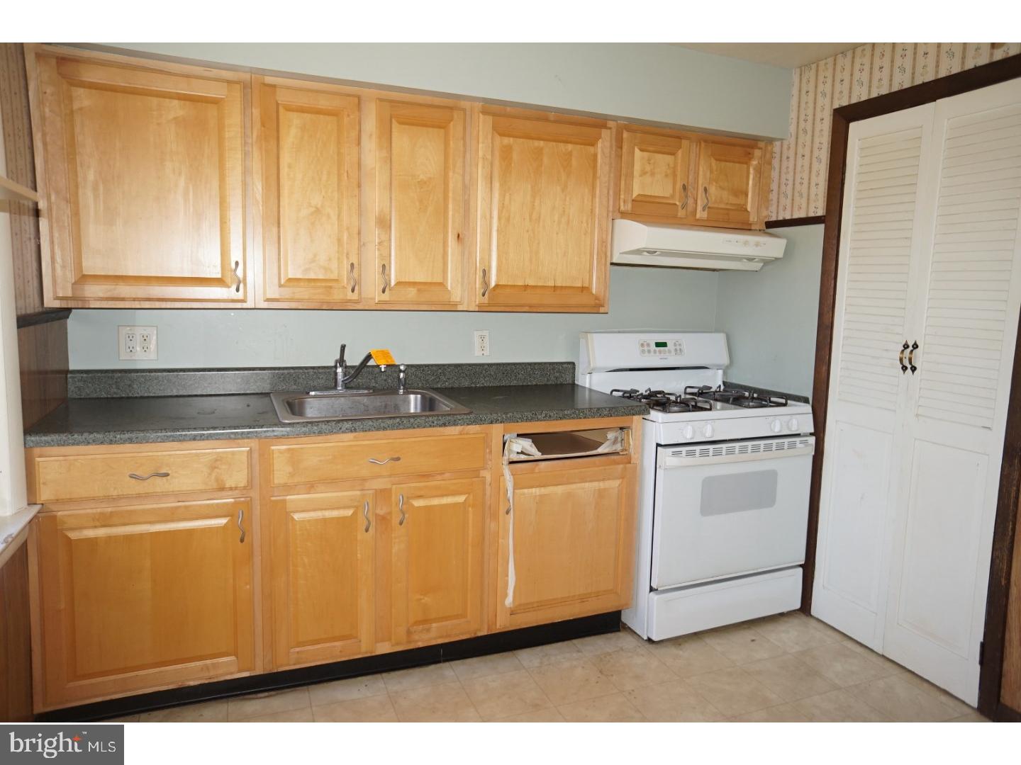631 Good Intent Road Blackwood, NJ 08012 - Photo 11 of 15